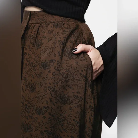 Disturbia Rosamoth Button Up Midi Skirt - Picture 2 of 7